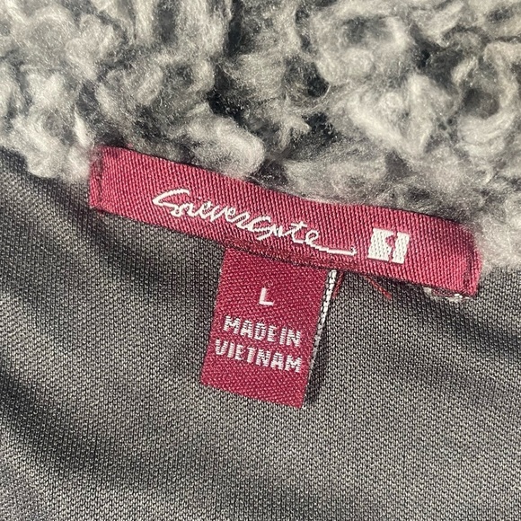 Faux Fur Gray Vest Size Medium - Picture 6 of 8